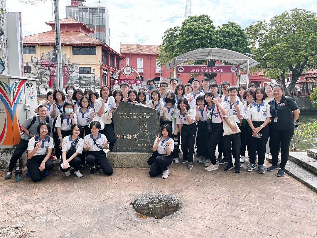 108_Foon_Yew_High_School_Seri_Alam_01_-_1080_pixels