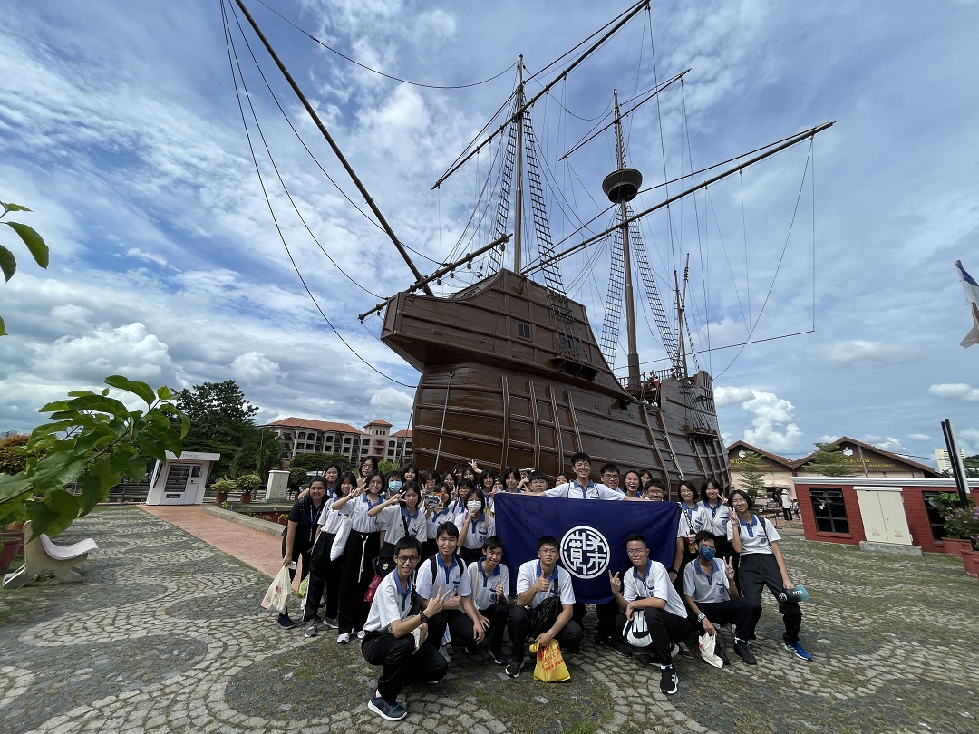 108_Foon_Yew_High_School_Seri_Alam_02_-_1080_pixels