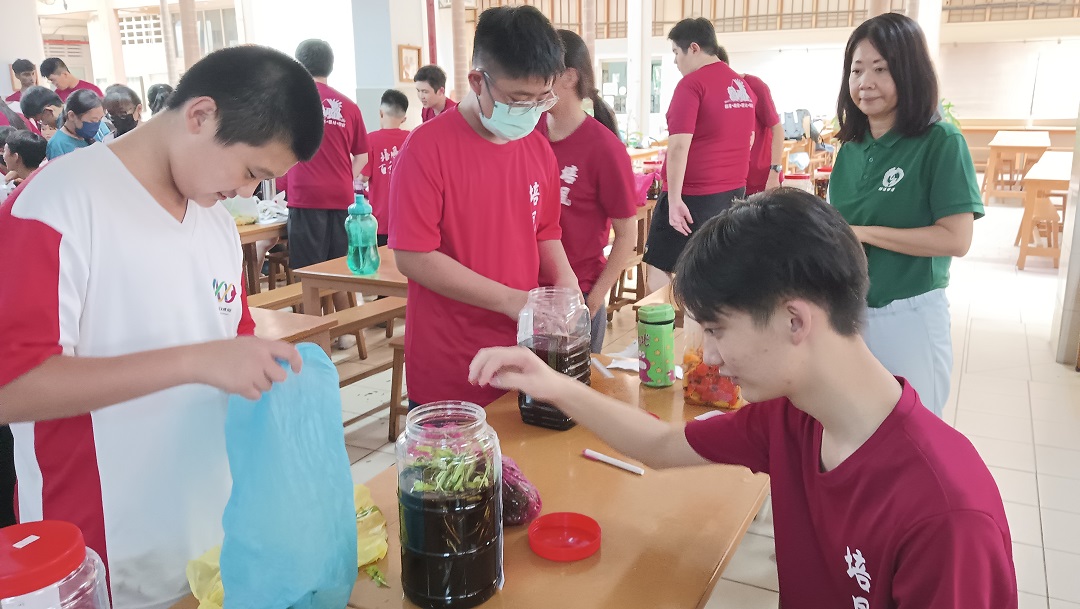 114_Pay_Fong_Middle_School_Malacca_-_1080